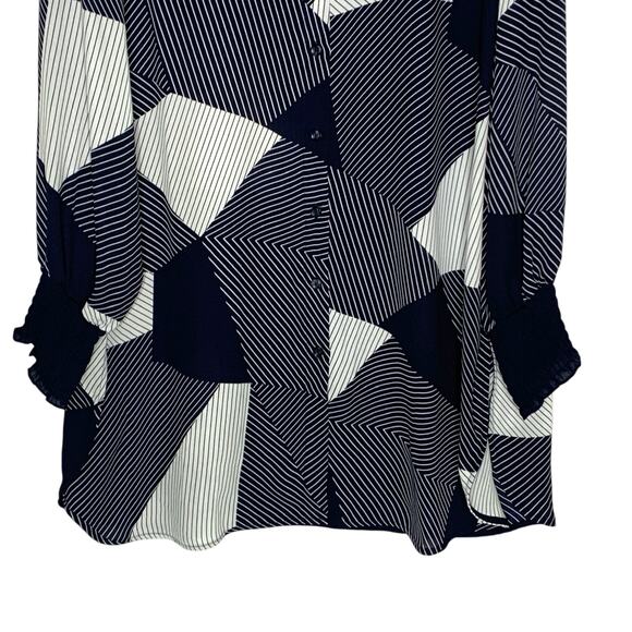 Chicos 18 Womens Patchwork Crepe Tunic Top Lightweight Crepe Fabric Geometric - Picture 5 of 11